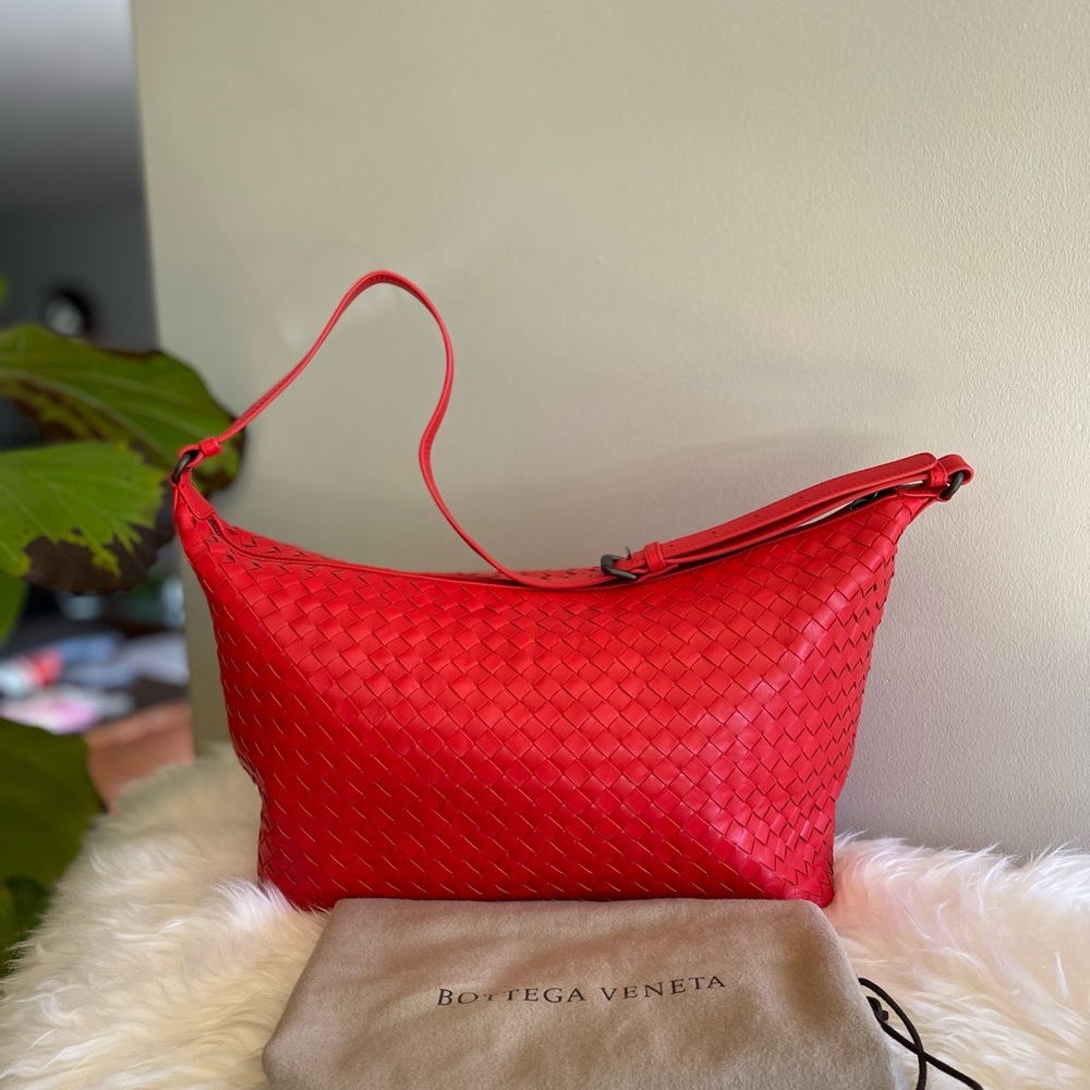 ❌SOLD❌Bottega Veneta Hobo Medium Bag
